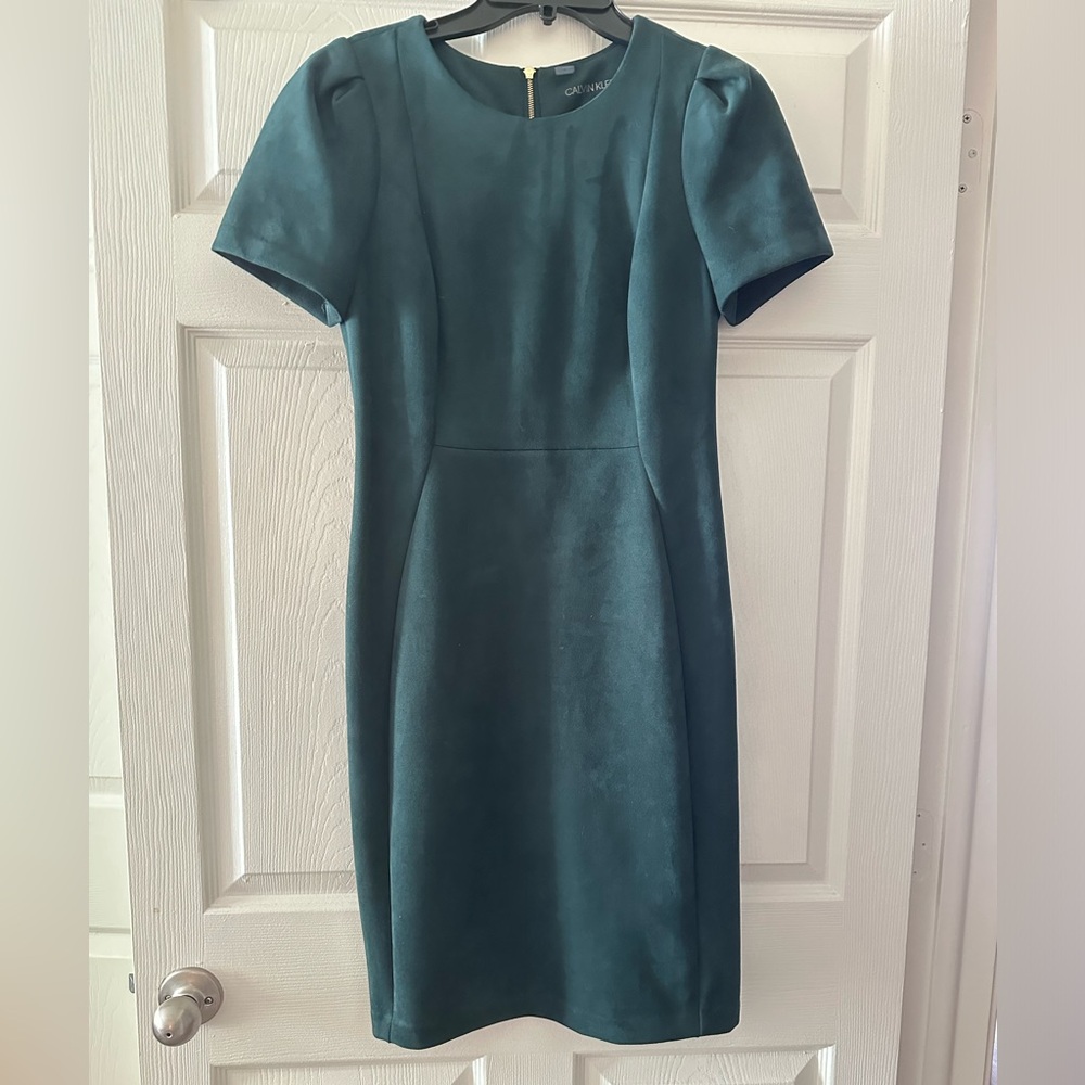 CALVIN KLEIN FAUX SUEDE SHEATH DRESS, SHORT PUFF SLEEVE, Green, Size 8